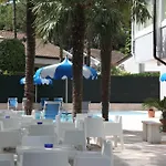 فندق كارلتون 3*