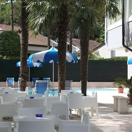 Hotel Carlton 3*