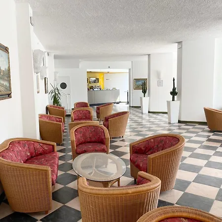 Carlton Lignano Sabbiadoro